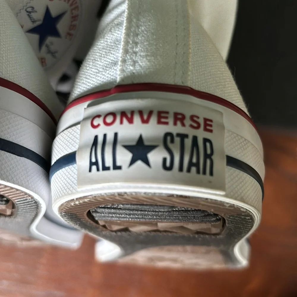 Converse Women’s Shoe asst TL